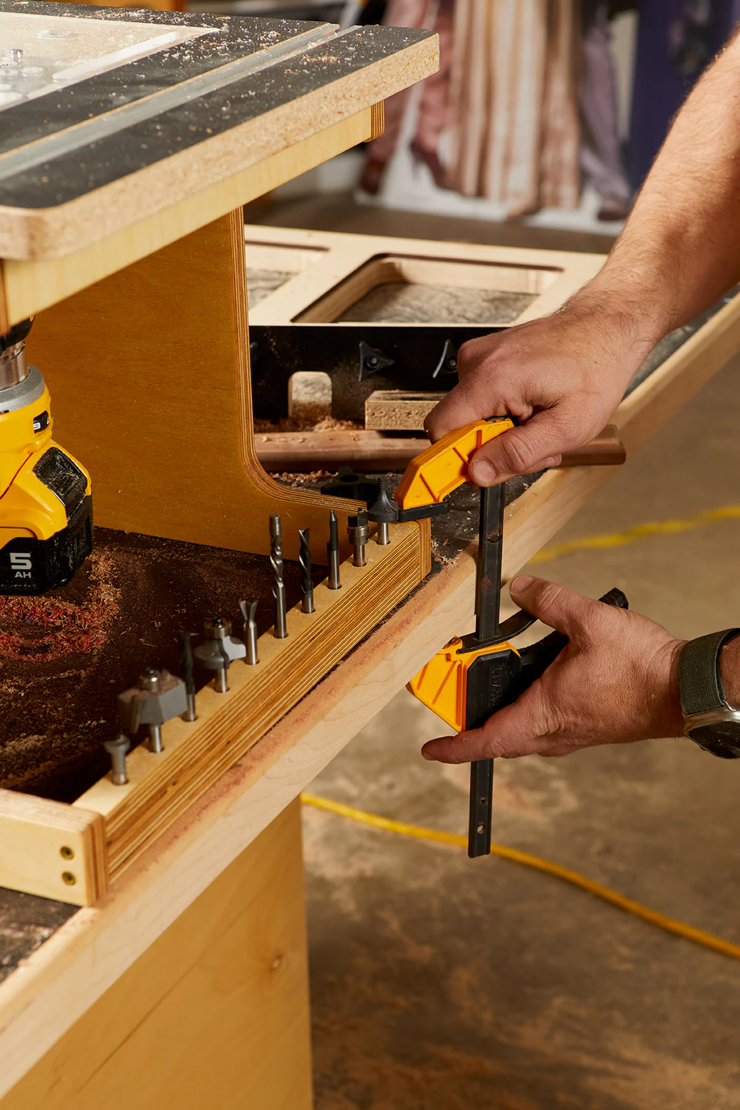 3X3 Custom 6-in-1 Universal Trim Router Jig + KM Tools Benchtop Router Table Bundle - Image 38